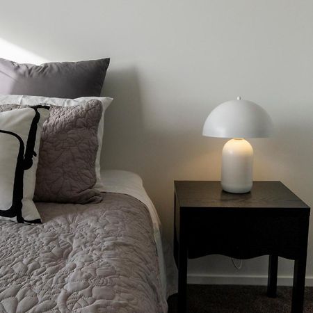 Luxury 2 Bed Townhome In Cbd Christchurch Dış mekan fotoğraf