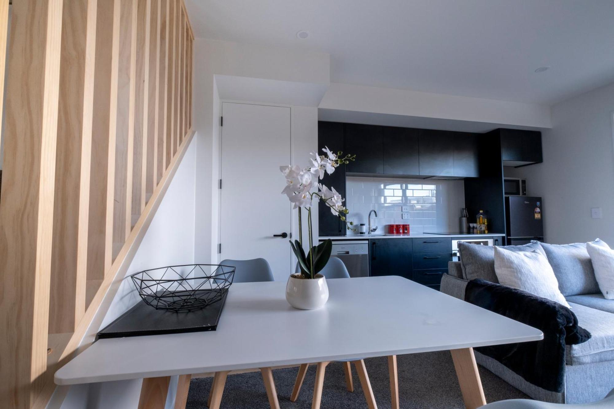 Luxury 2 Bed Townhome In Cbd Christchurch Dış mekan fotoğraf
