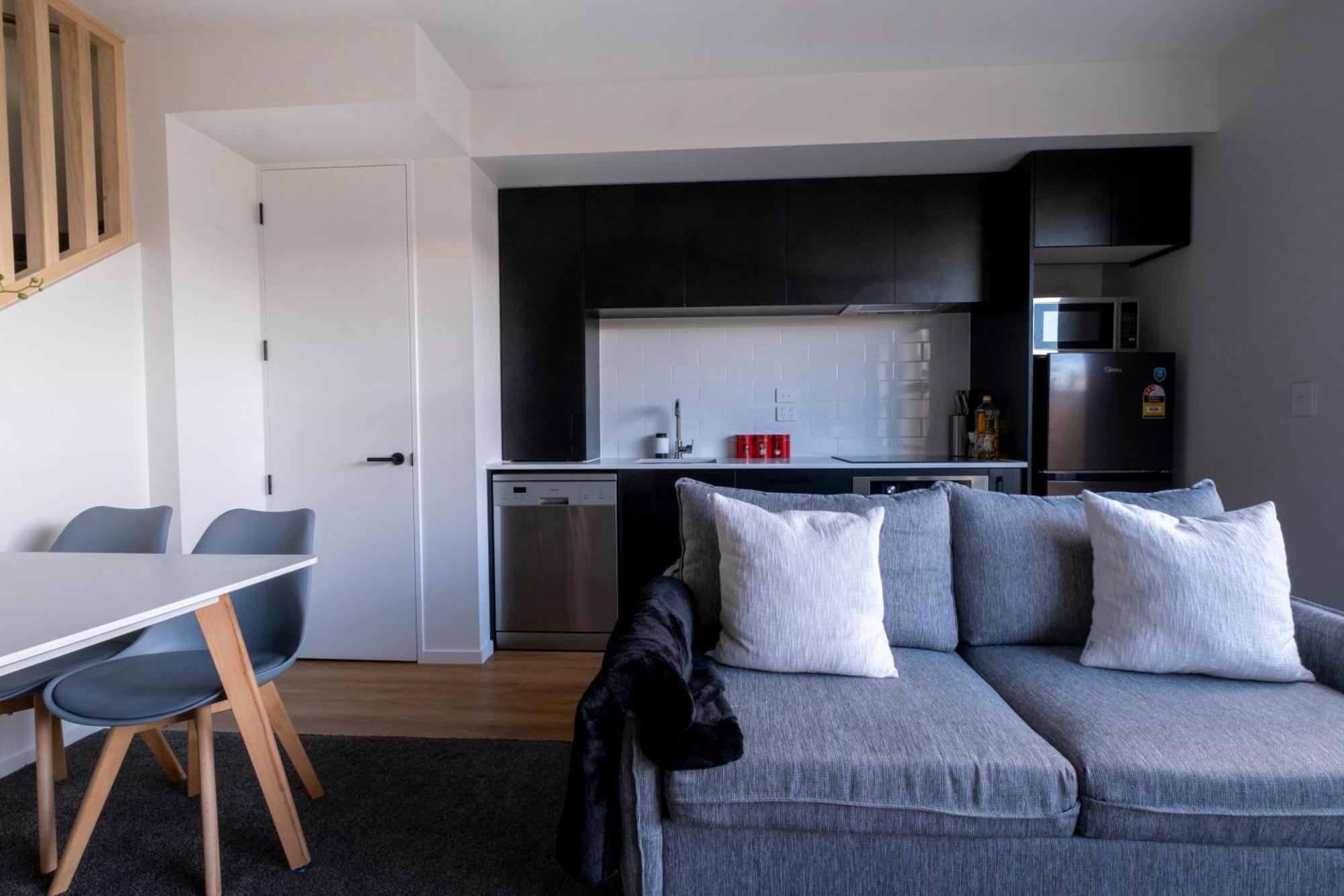 Luxury 2 Bed Townhome In Cbd Christchurch Dış mekan fotoğraf