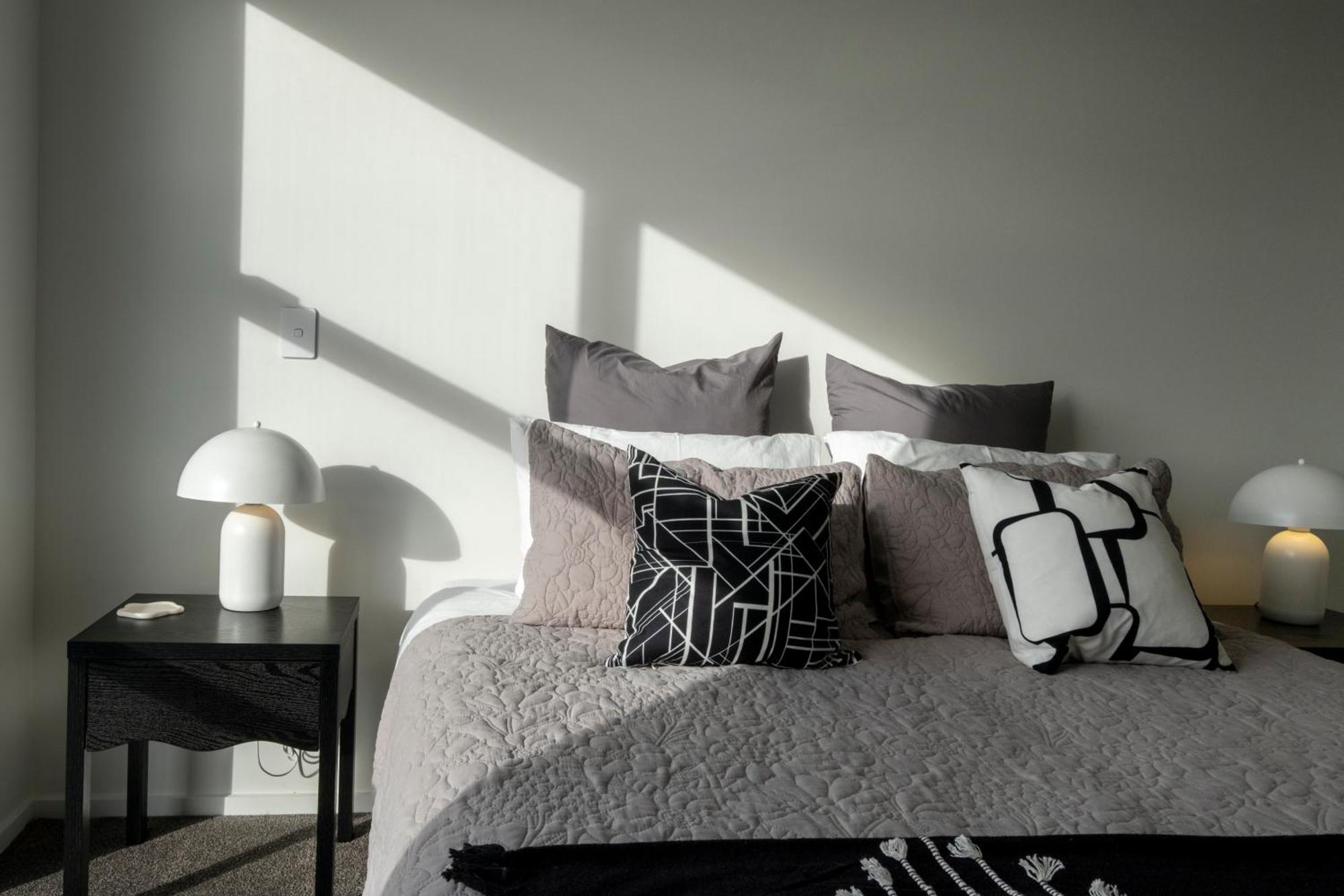 Luxury 2 Bed Townhome In Cbd Christchurch Dış mekan fotoğraf