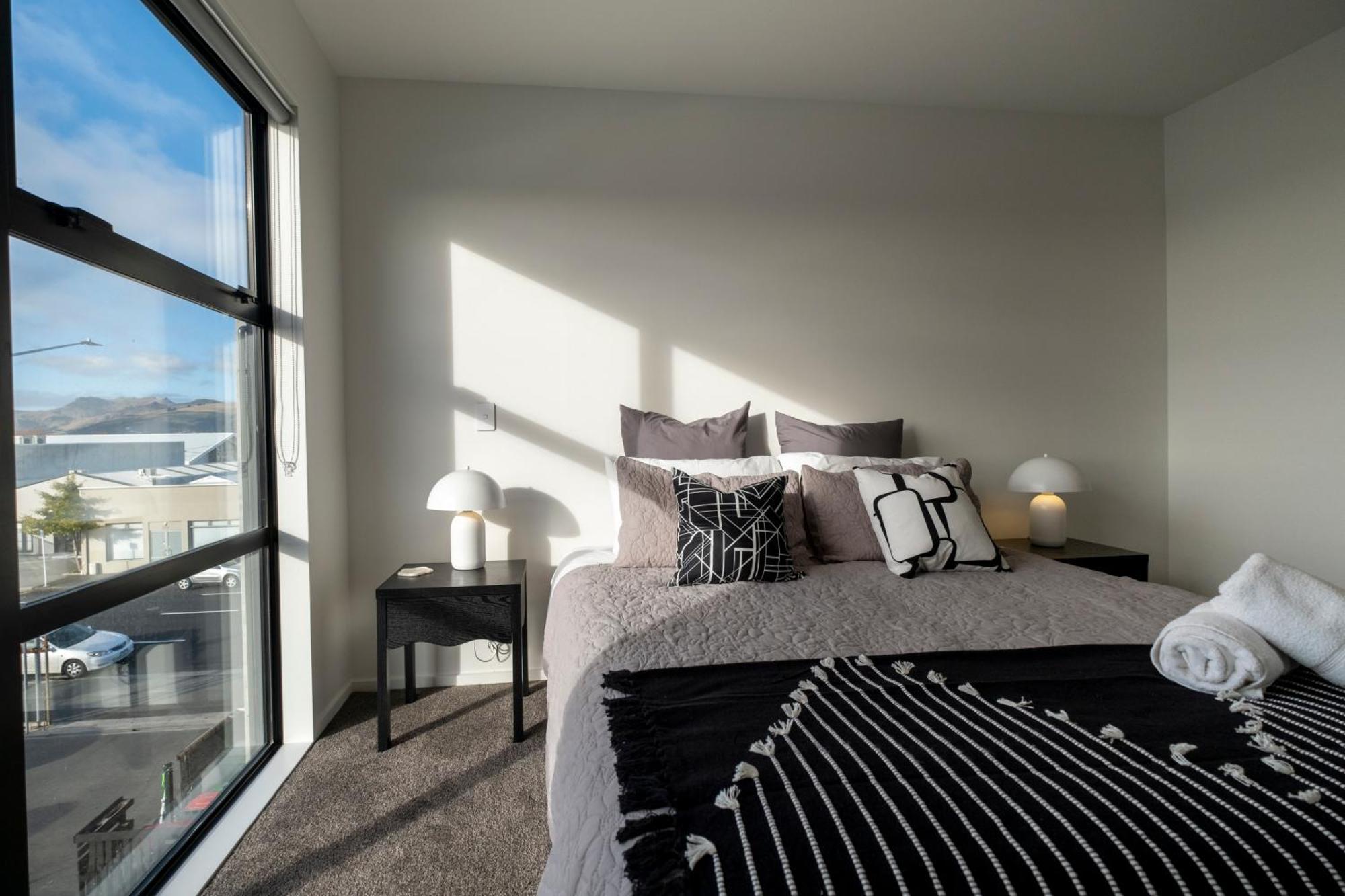 Luxury 2 Bed Townhome In Cbd Christchurch Dış mekan fotoğraf