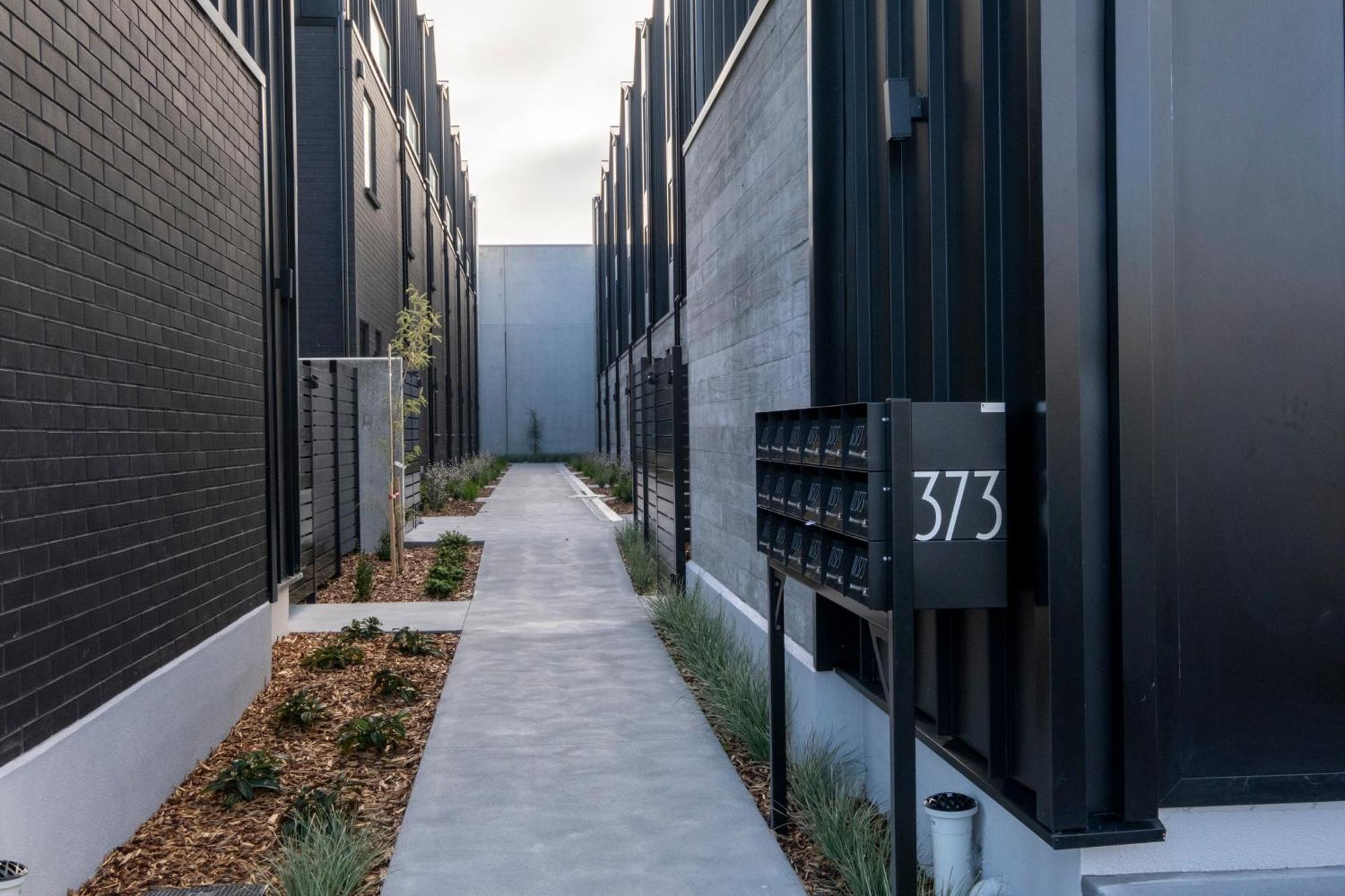Luxury 2 Bed Townhome In Cbd Christchurch Dış mekan fotoğraf